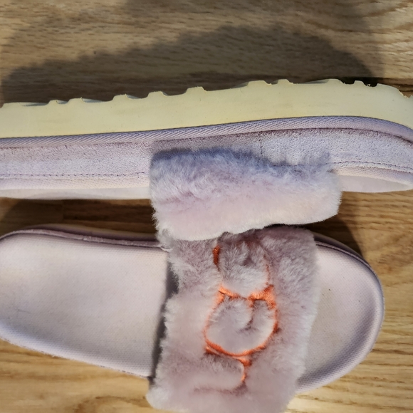 Fluffy Pink Slide Sandals - Picture 3 of 6